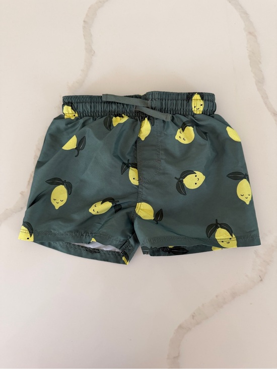 H&M Other - H&M Green Shorts with Yellow Lemon Print